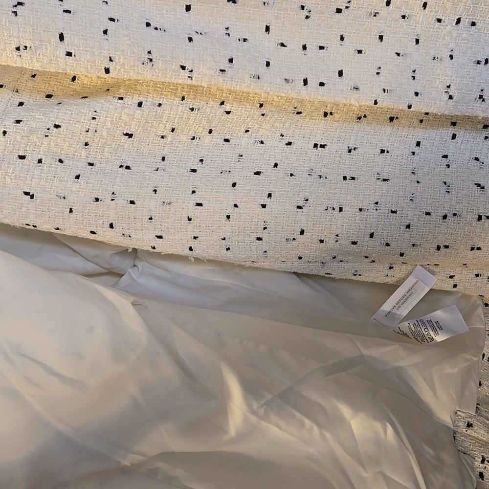 Ann Taylor size 12 Cream & Black Dotted Jacket & Skirt Suit NWT - Picture 4 of 10